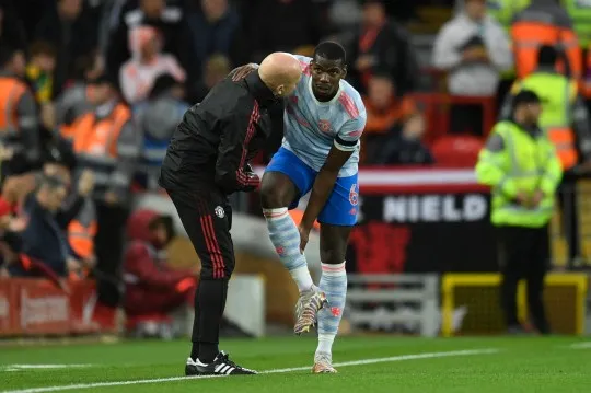 Gary Neville predicts Man Utd star Paul Pogba has played ‘last minutes’ following Liverpool match - Bóng Đá