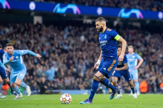 Alan Shearer stunned by ‘sheer arrogance and audacity’ of Karim Benzema in Man City defeat - Bóng Đá