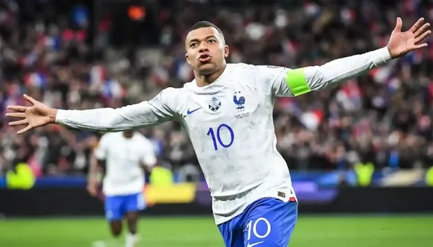 'There's no other word you can use to describe him' - Ireland wary of 'incredible' Mbappe - Bóng Đá