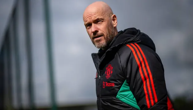 Erik ten Hag shrugs off suggestions he's set for Old Trafford farewell with Manchester United - Bóng Đá