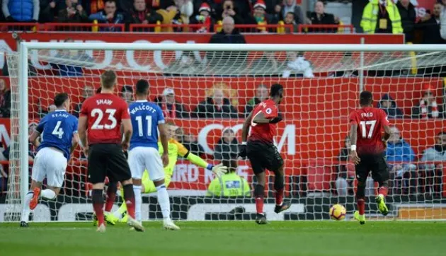 Pogba trở thành cầu thủ đầu tiên dưới thời Mourinho làm được điều này - Bóng Đá