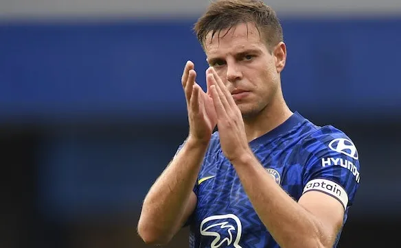 Cesar Azpilicueta keen to remain at Chelsea? - Bóng Đá