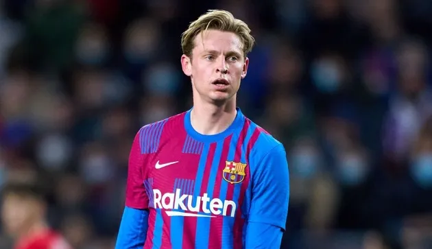 Frenkie De Jong's reaction to Man United celebrations has fans in a frenzy - Bóng Đá