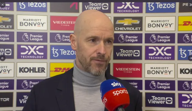 Erik ten Hag praises three Manchester United stars after ‘rubbish’ first half against Leicester City - Bóng Đá