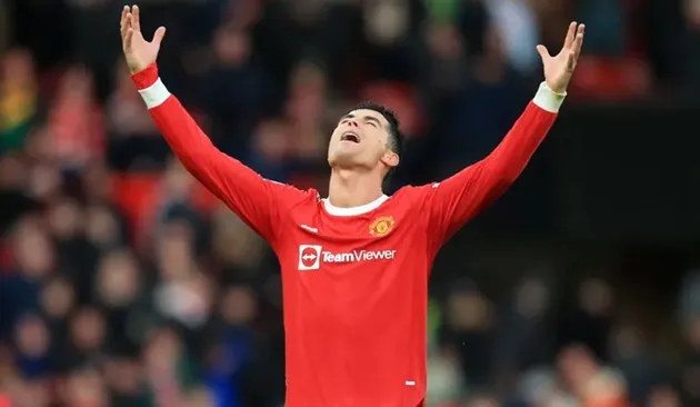 Keane: Man Utd signing Ronaldo wasn't a mistake but he can still do more - Bóng Đá