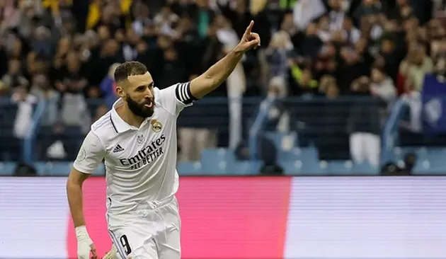 Benzema: I don't need a photo with Cristiano Ronaldo to show we're friends - Bóng Đá