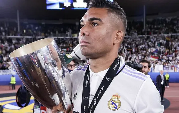 Tới Old Trafford, Casemiro khoác áo số mấy? - Bóng Đá