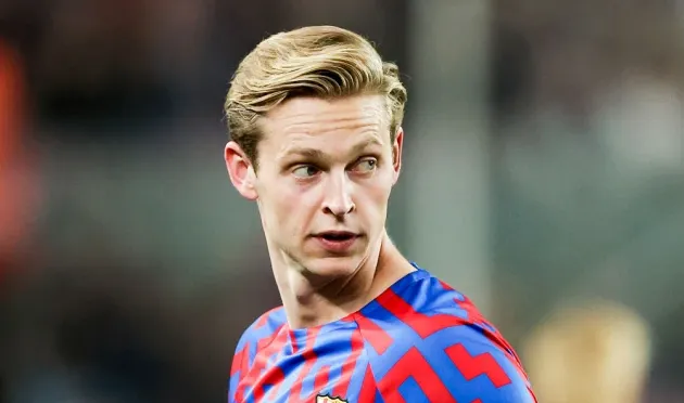 Dwight Yorke has ‘insight’ into why Frenkie de Jong snubbed Man Utd transfer to stay at Barcelona - Bóng Đá