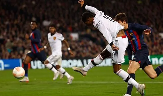 Rio Ferdinand reacts to Marcus Rashford performance for Manchester United v Barcelona - Bóng Đá