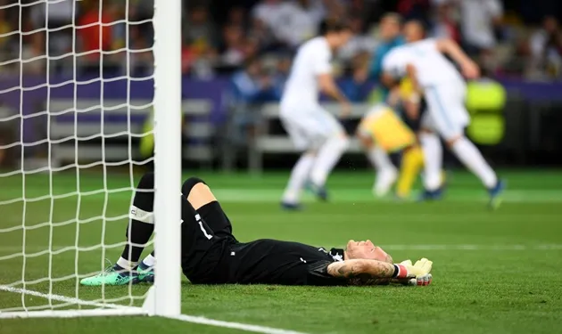 Monchi chỉ ra điều kiện cần để chiêu mộ Alisson - Bóng Đá