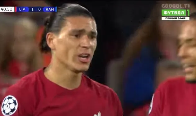 Darwin Nunez's outburst towards Virgil van Dijk underlines worrying Liverpool problem - Bóng Đá