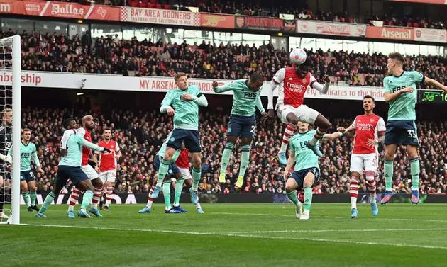 5 điểm nhấn Arsenal 2-0 Leicester: Cuộc gọi 5 năm;  - Bóng Đá