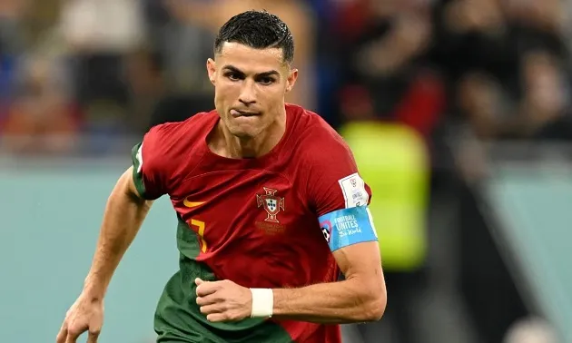 Ronaldo nhận mưa lời khen, được so sánh với Pele, Maradona - Bóng Đá