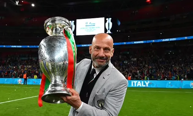 Gianluca Vialli is working alongside Nick Candy in his bid to buy Chelsea - Bóng Đá