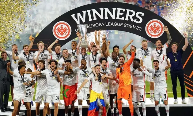 Eintracht Frankfurt tái lập kỳ tích của Chelsea sau chức vô địch Europa League - Bóng Đá