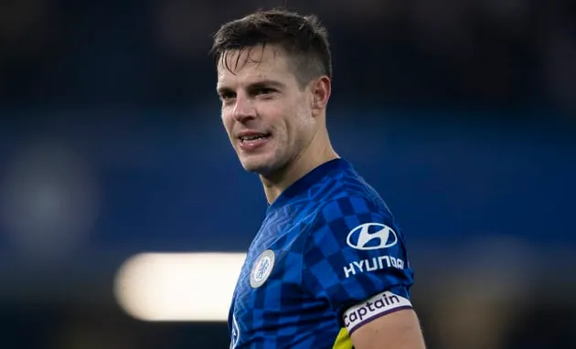 Barcelona have offered César Azpilicueta a two year deal with option to extend for a further season. - Bóng Đá