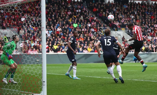 West Ham lỡ cơ hội cắt đuôi Man Utd - Bóng Đá