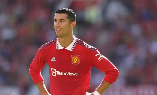 Cristiano Ronaldo 'furious' at Erik ten Hag for publicly slamming wantaway Man Utd star - Bóng Đá