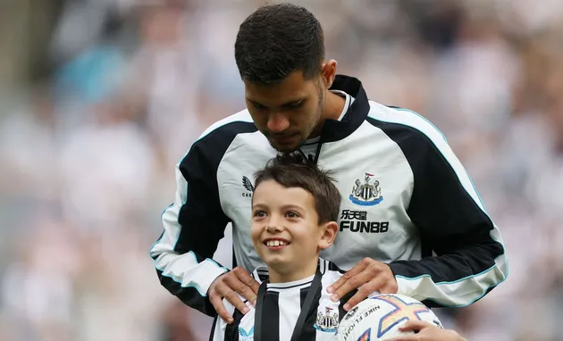 Jesse Lingard thất bại trận đầu trước Newcastle United - Bóng Đá