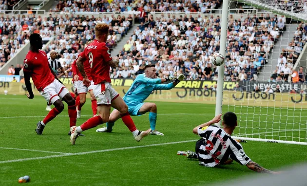 Jesse Lingard thất bại trận đầu trước Newcastle United - Bóng Đá