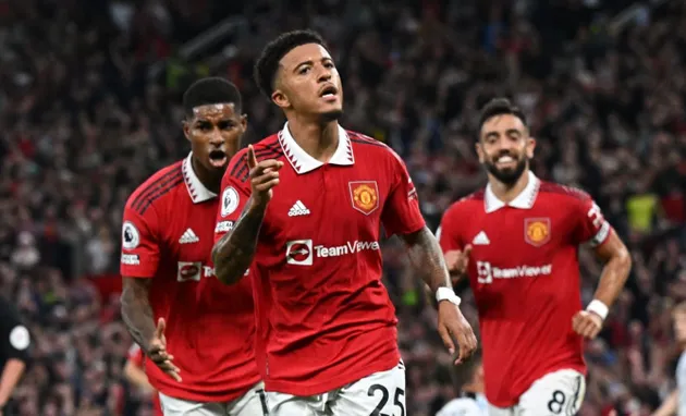 Diễn biến cuộc đua Premier League: Top 4 quá căng; Thêm HLV mất việc - Bóng Đá