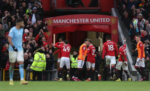 Vết gợn trận Man Utd 2-1 Man City - Bóng Đá