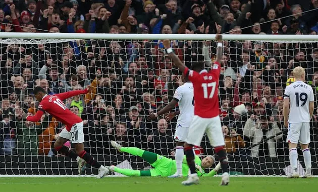 Ảnh sau trận Man Utd - Bóng Đá