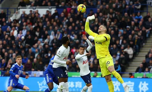 Tottenham thua đậm 1-4 - Bóng Đá