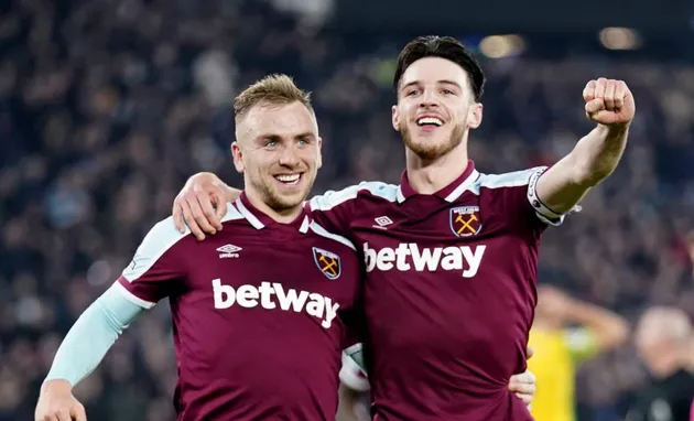 Erik ten Hag told to ignore Declan Rice and launch massive Man Utd bid for West Ham teammate - Bóng Đá