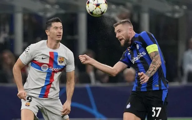 Ảnh sau trận Inter - Barca - Bóng Đá