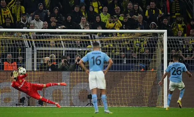 Haaland im tiếng, Man City dắt tay Dortmund vào vòng 1/8 - Bóng Đá