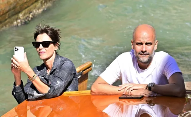 Pep Guardiola and wife Cristina take stroll and romantic boat trip - Bóng Đá