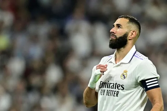 Vóc dáng sexy của bạn gái Karim Benzema - Bóng Đá