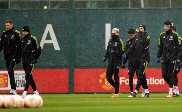 Cơn ác mộng số 9 trở lại, sân tập Man Utd yên ắng lạ thường - Bóng Đá