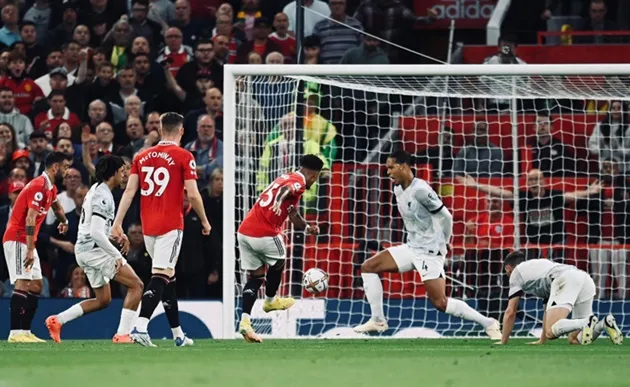 2 cách giúp M.U thắng Liverpool: Bỏ 'xiềng' De Gea, miếng đánh sở trường - Bóng Đá