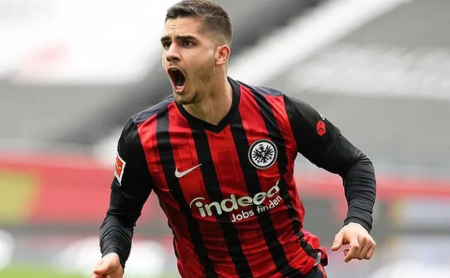 Kevin Campbell told Arsenal to sign Andre Silva - Bóng Đá