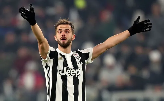 Miralem Pjanic sẽ ký hợp đồng mới để ở lại Juventus - Bóng Đá