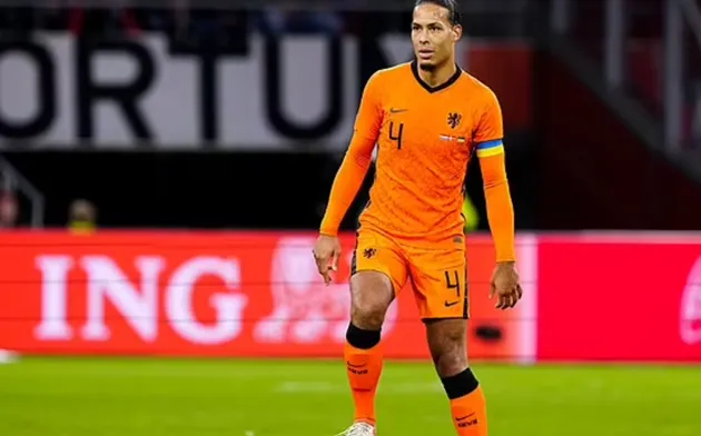 'I'm still in favour of 4-3-3': Liverpool star Virgil van Dijk questions the tactics of Holland boss Louis van Gaal. - Bóng Đá