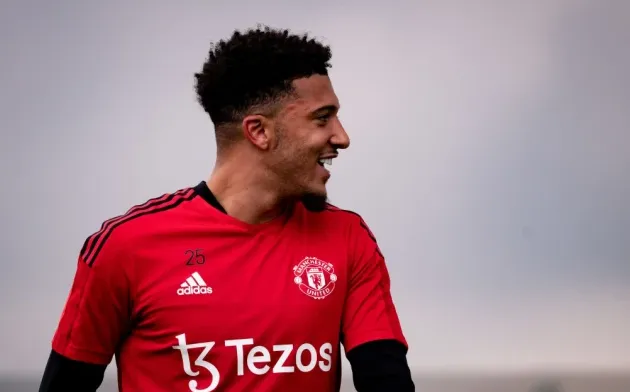 Jadon Sancho back in Manchester United training after break from first team - Bóng Đá