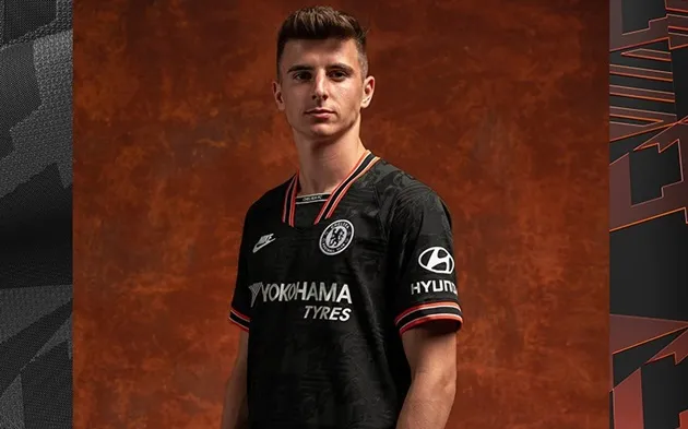 PHOTOS: Wolves, Chelsea, Spurs release new third jerseys - Bóng Đá