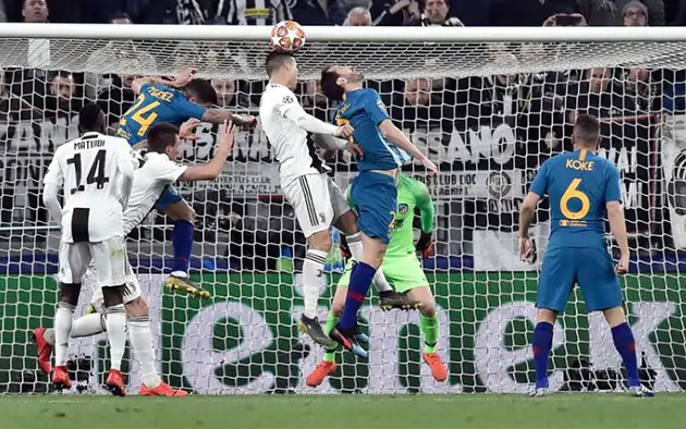 ẢNH: Tròn 1 năm bom tấn Cristiano Ronaldo đến Juventus - Bóng Đá