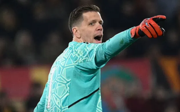 Juventus goalkeeper Wojciech Szczesny 'says NO to Tottenham, with the Pole not interested in a move to Arsenal's bitter rivals' - - Bóng Đá