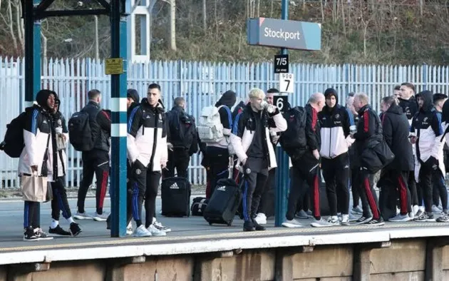 Marcus Rashford travels with Man Utd squad ahead of Carabao Cup final - Bóng Đá