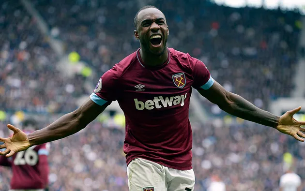 Sinh nhật Michail Antonio - Bóng Đá