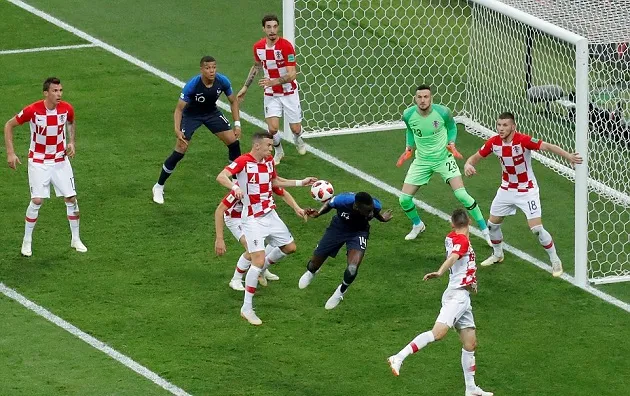 World Cup 2018: Khi VAR và tình huống cố định làm đảo chiều mọi thứ - Bóng Đá