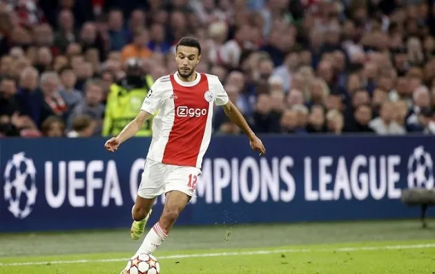 Noussair Mazraoui được Arsenal để mắt - Bóng Đá