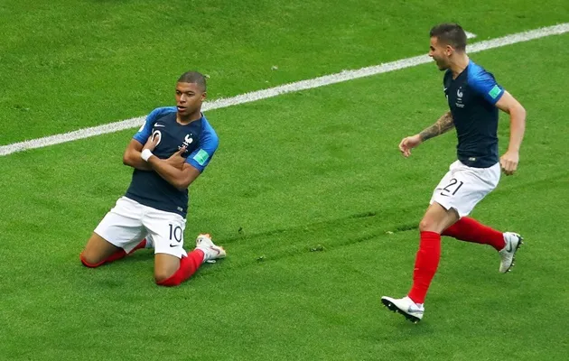 TIẾT LỘ: Kylian Mbappe bất mãn với cách cư xử của Neymar ở PSG - Bóng Đá