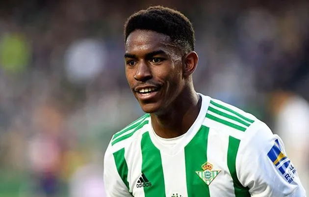 Barcelona chiêu mộ Junior Firpo - Bóng Đá