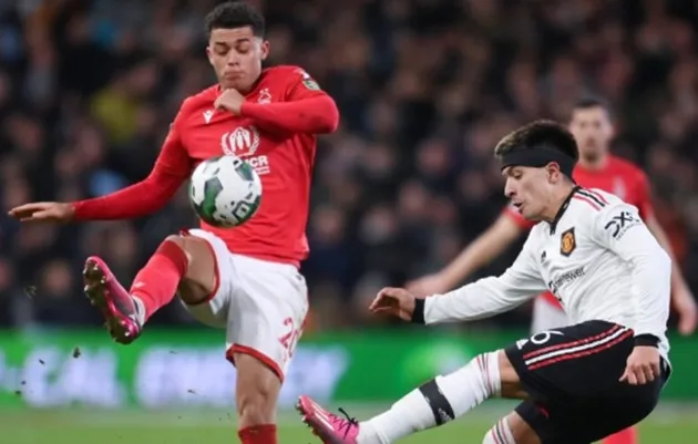 Lisandro Martinez produces defensive masterclass in 3-0 win Carabao Cup win against Nottingham Forest - Bóng Đá