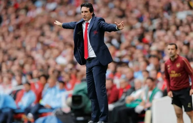 emery cần mua thêm 4 cầu thủ, gary neville - Bóng Đá